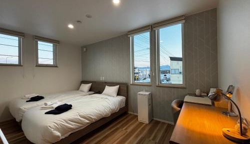 Twin Room with Private Bathroom