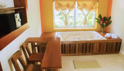 King Suite with Spa Bath