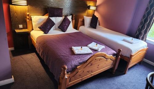 Comfort Triple Room