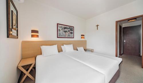 Twin Room with Extra Bed