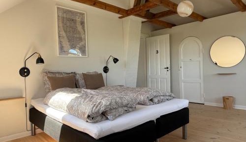 Double Room with Shared Bathroom