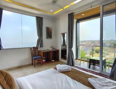Double Room with Mountain View