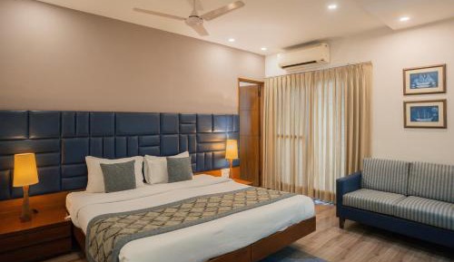Deluxe King Room