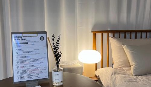 One-Bedroom Apartment - Non-Smoking