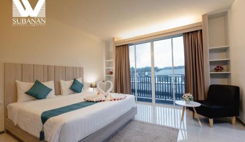 Superior King Room