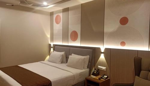 Queen Room