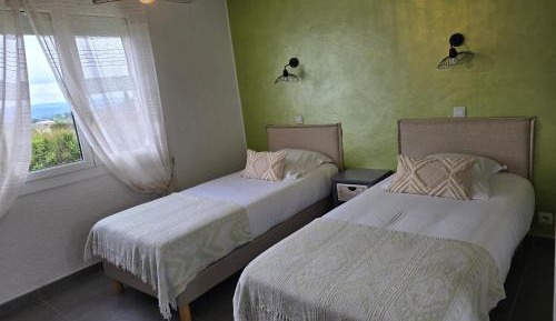 Comfort Twin Room