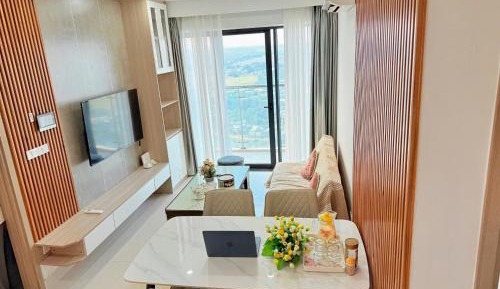 Two-Bedroom Apartment with City View