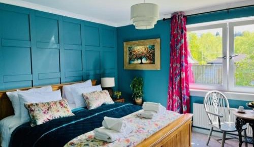 King Room with Mountain View