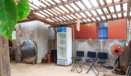 Family Room with Garden View