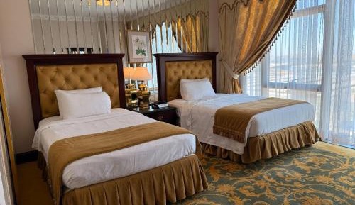 Junior Suite with Twin Bed
