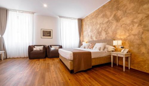 Suite with Spa Access