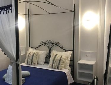 Classic Quadruple Room
