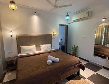 King Room with Lake View