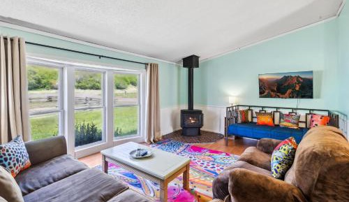 Three-Bedroom Holiday Home 