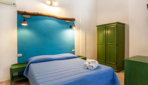 Triple Room with Private Bathroom