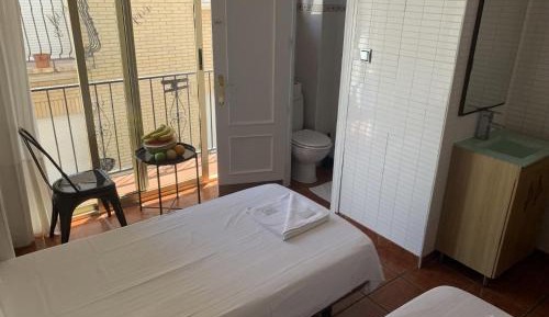 Small Twin Room
