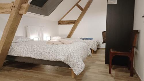 Triple Room with Shared Bathroom