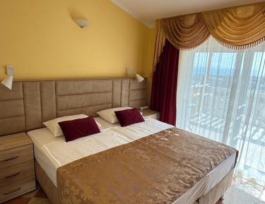 Apartment - Split Level
