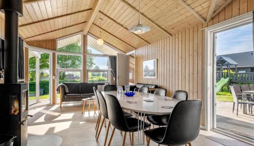 Four-Bedroom Holiday Home