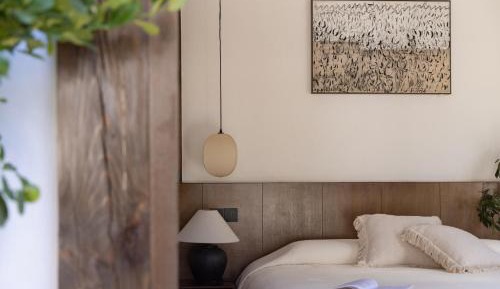 Deluxe Family Suite