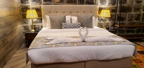 King Room with Mountain View