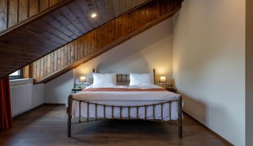 Junior Suite with Mountain View