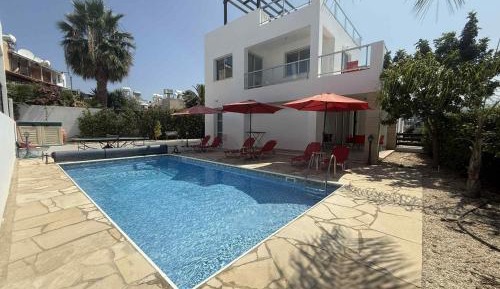 Deluxe Villa