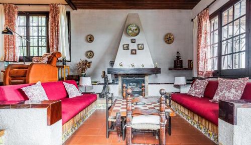 Five-Bedroom Holiday Home