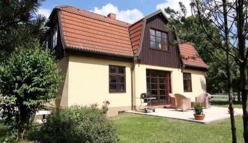 Five-Bedroom Holiday Home