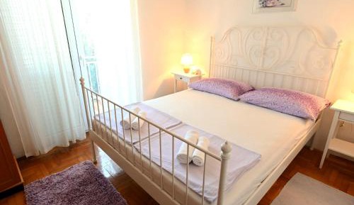 Queen Room with Balcony