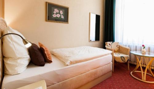 Budget Single Room