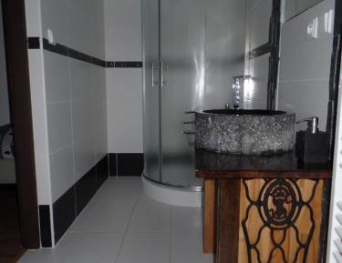 Triple Room with Private Bathroom