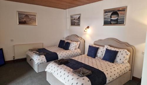 Quadruple Room with Bathroom