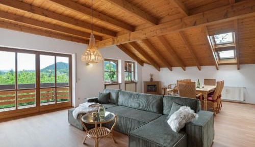 Three-Bedroom Superior Apartment
