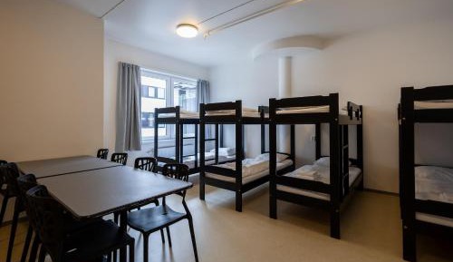 Budget 8-Bedded Room