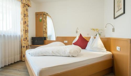 Classic Double Room with Balcony