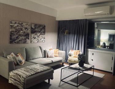 Deluxe One-Bedroom Apartment with City View
