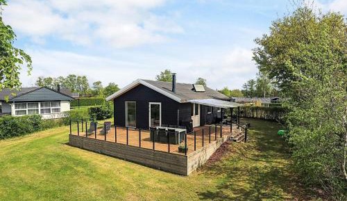Two-Bedroom Holiday Home