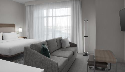 King Studio Suite