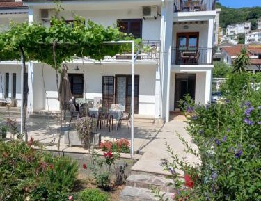 Studio with Balcony