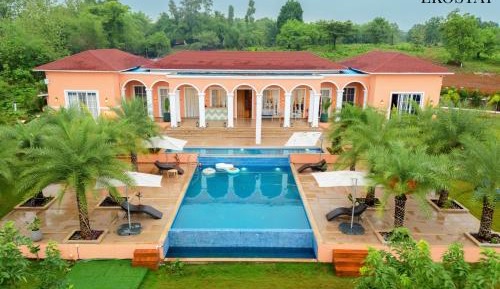 Villa with Private Pool