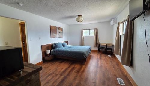 Single Room with Bathroom