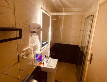 Economy Double Room Without Window 