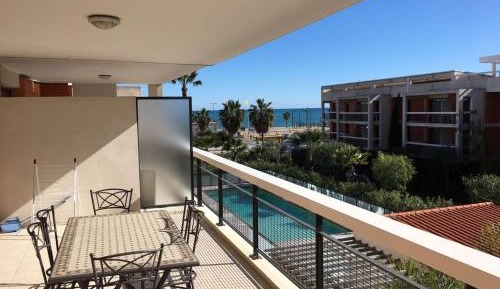 Three-Bedroom Premium Apartment with Balcony