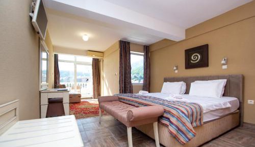 Triple Room with Sea View
