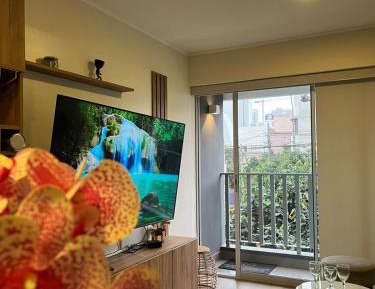 Two-Bedroom Deluxe Apartment with Balcony