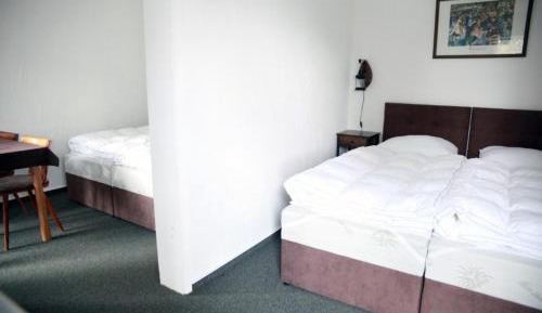 Quadruple Room with Shared Bathroom