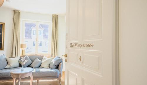 One-Bedroom Apartment with Balcony