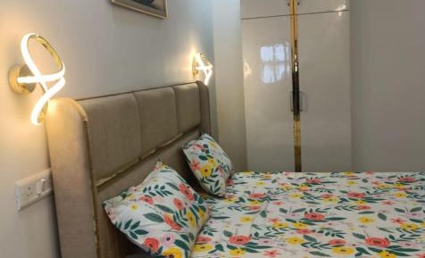 Studio Apartment with Balcony